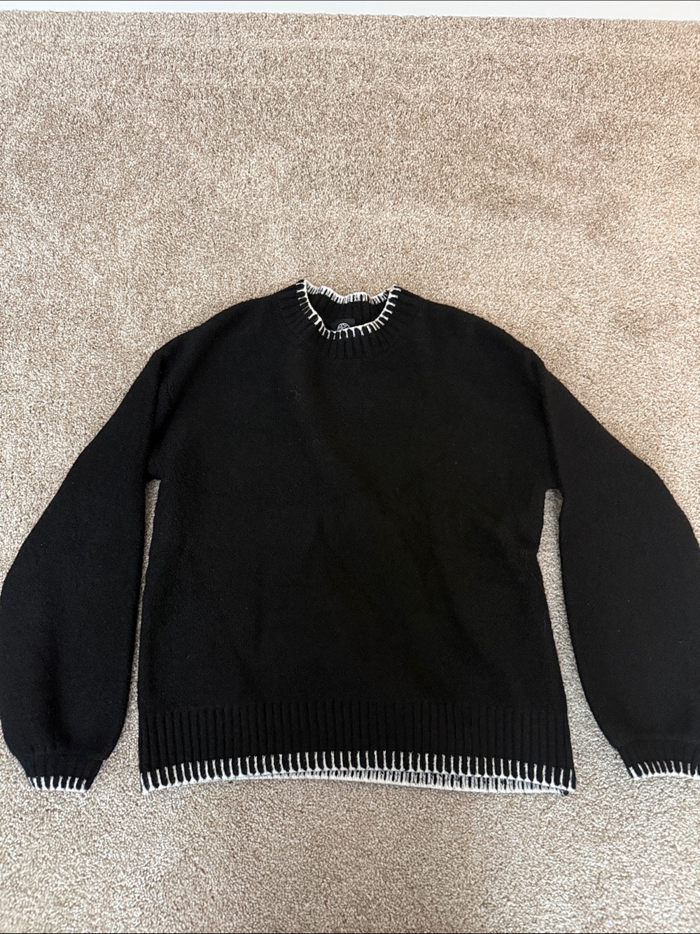 bobeau Black Crewneck Sweater with White Contrast Trim